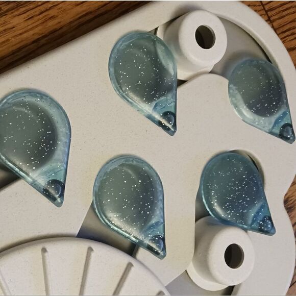 CAT Interactive Food Puzzle for Cats 19 Hidden Treat Cups NWT - Picture 4 of 11